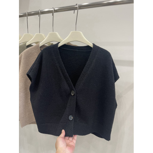 V領針織馬甲開衫女秋季新款寬松慵懶風無袖毛衣背心坎肩馬夾上衣 V領針織馬甲開衫女秋季新款寬松慵懶風無袖毛衣背心坎肩馬夾上衣