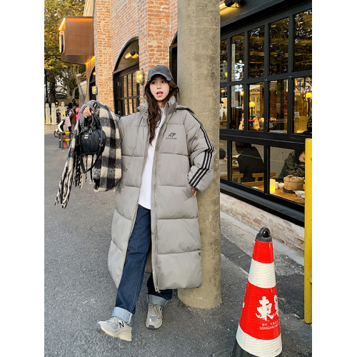 新款保暖棉服女士冬長款過膝韓系寬松三條杠棉襖oversize大碼外套 新款保暖棉服女士冬長款過膝韓系寬松三條杠棉襖oversize大碼外套