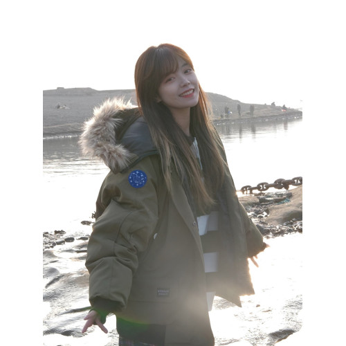 軍綠色毛領派克羽絨棉服女生冬季美式短款鹽系小個子學生棉襖外套 軍綠色毛領派克羽絨棉服女生冬季美式短款鹽系小個子學生棉襖外套