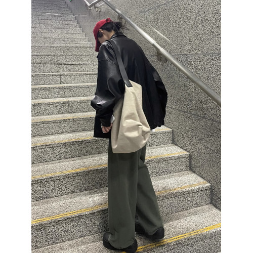 黑色皮衣外套女2025春秋新款美式復古設計感皮夾克寬松pu機車服潮 黑色皮衣外套女2025春秋新款美式復古設計感皮夾克寬松pu機車服潮