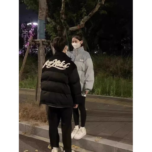 特別的情侶裝外套加厚秋冬款2025新款超火潮牌羽絨棉服小衆高級感 特別的情侶裝外套加厚秋冬款2025新款超火潮牌羽絨棉服小衆高級感