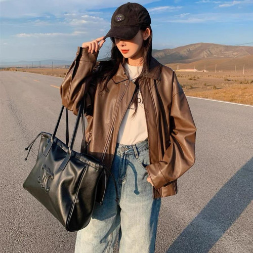復古棕色皮衣外套女港風新款春秋季高級寬松美式復古機車夾克上衣 復古棕色皮衣外套女港風新款春秋季高級寬松美式復古機車夾克上衣