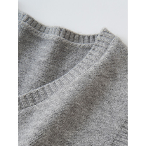 灰色V領針織毛衣馬甲女2025新款春秋季外搭曡穿無袖短款背心馬夾 灰色V領針織毛衣馬甲女2025新款春秋季外搭曡穿無袖短款背心馬夾