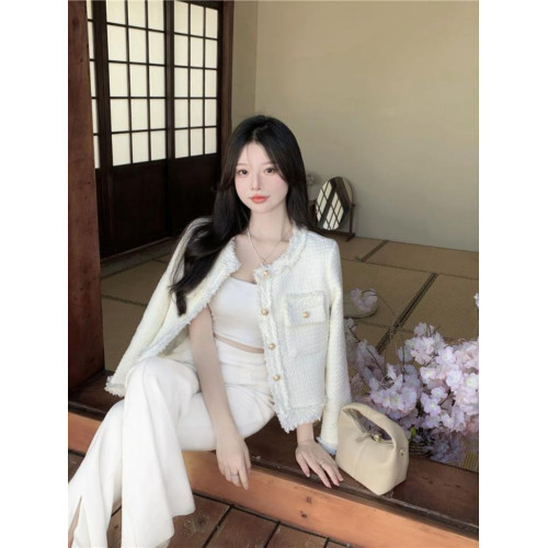 2025年新款春秋百搭白色小香風外套女爆款獨特別致設計感短款上衣 2025年新款春秋百搭白色小香風外套女爆款獨特別致設計感短款上衣