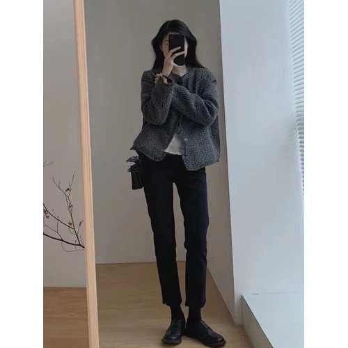 時髦小香風奶灰流蘇邊短外套女春秋氣質簡約短款寬松長袖毛呢上衣 時髦小香風奶灰流蘇邊短外套女春秋氣質簡約短款寬松長袖毛呢上衣