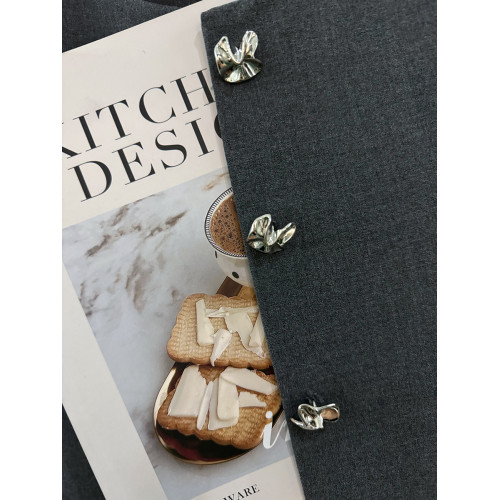 灰色高級感洋氣短款外套女春秋款2025新款小香風名媛百搭氣質上衣 灰色高級感洋氣短款外套女春秋款2025新款小香風名媛百搭氣質上衣