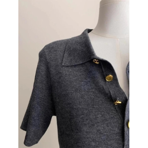 高級感深灰色翻領針織短袖女2025新款夏季修身v領polo衫通勤上衣