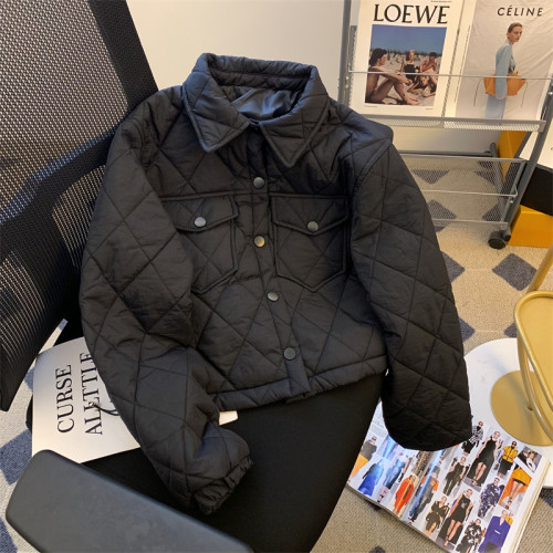 白色小香風菱格羽絨棉服外套女秋季氣質拼接小個子寬松顯瘦短外套 白色小香風菱格羽絨棉服外套女秋季氣質拼接小個子寬松顯瘦短外套