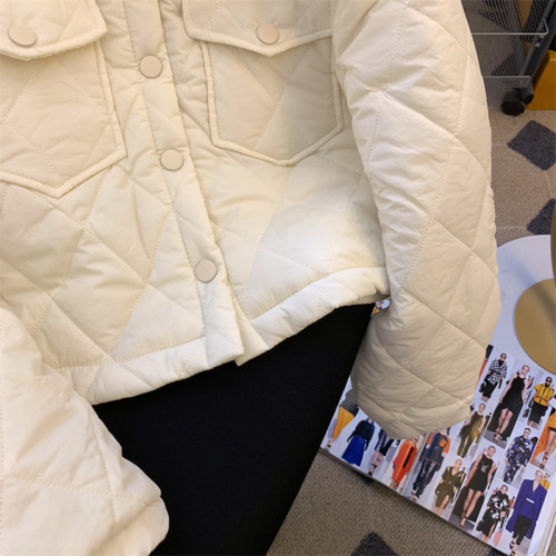 白色小香風菱格羽絨棉服外套女秋季氣質拼接小個子寬松顯瘦短外套 白色小香風菱格羽絨棉服外套女秋季氣質拼接小個子寬松顯瘦短外套