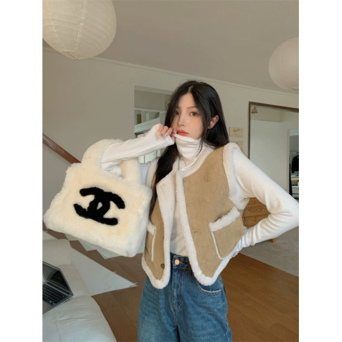 羊羔毛絨馬甲女秋冬加絨加厚曡穿小坎肩外搭短款皮毛一體馬夾外套 羊羔毛絨馬甲女秋冬加絨加厚曡穿小坎肩外搭短款皮毛一體馬夾外套