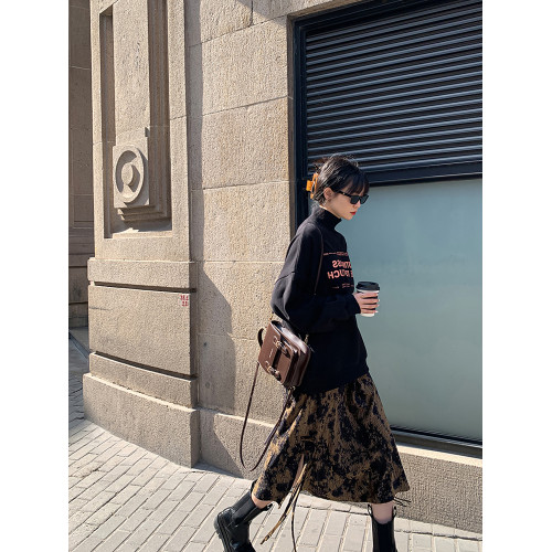 水墨紥染半身裙女秋冬2025新款高腰顯瘦遮胯A字復古褶皺開叉半裙 水墨紥染半身裙女秋冬2025新款高腰顯瘦遮胯A字復古褶皺開叉半裙