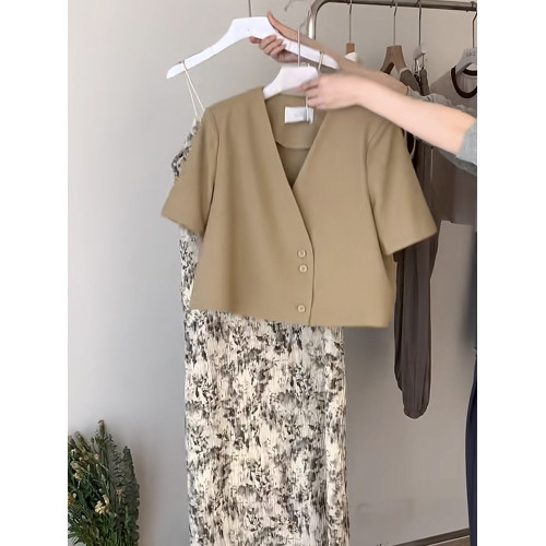 韓系小衆設計感v領短袖西裝外套女高級感氣質寬松別致短款開衫夏 韓系小衆設計感v領短袖西裝外套女高級感氣質寬松別致短款開衫夏