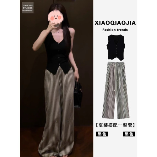 黑色小香風針織馬甲女夏季2025新款洋氣時髦薄款馬夾無袖背心上衣 黑色小香風針織馬甲女夏季2025新款洋氣時髦薄款馬夾無袖背心上衣