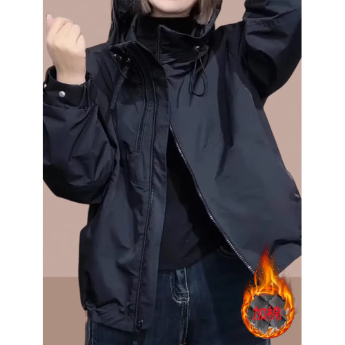 2025秋冬季新款女士短外套加絨加厚爆款沖鋒衣小個子大碼女裝棉服 2025秋冬季新款女士短外套加絨加厚爆款沖鋒衣小個子大碼女裝棉服