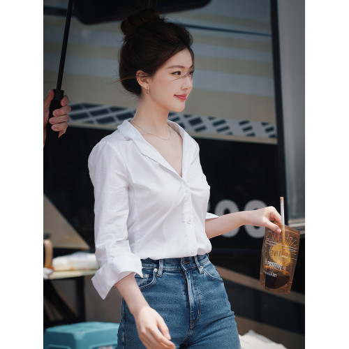 許你耀眼趙露思同款白色襯衫女2025許妍明星高級感上衣牛仔褲套裝