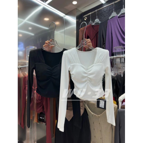 2025秋冬新款韓版修身顯瘦褶皺設計感方領上衣加絨帶胸墊長袖T恤