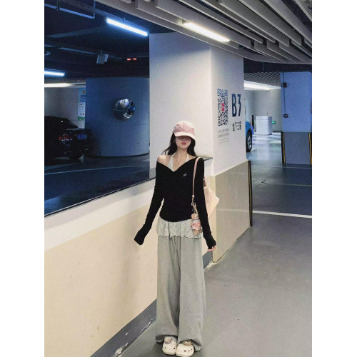 蕾絲掛脖V領長袖t恤女秋季2025新款內搭打底衫甜辣妹上衣兩件套