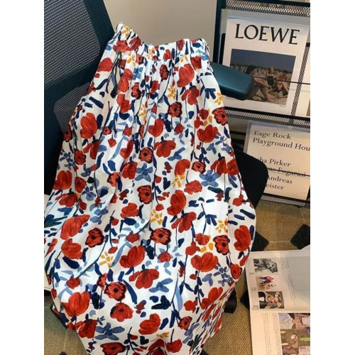 2025春夏新款法式復古時尚高級感氣質顯瘦油畫碎花中長繖裙女 2025春夏新款法式復古時尚高級感氣質顯瘦油畫碎花中長繖裙女