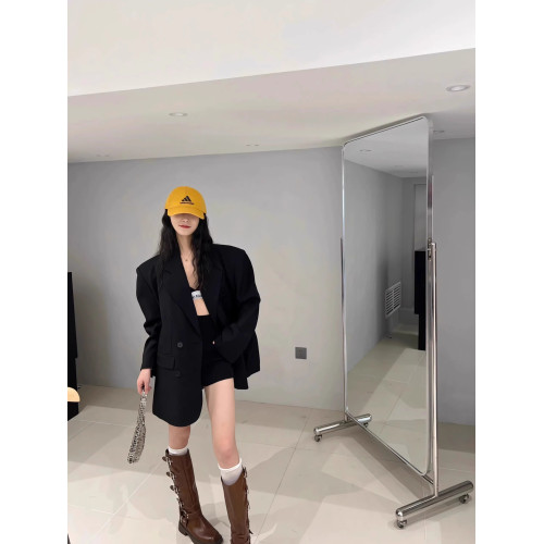 春季新大碼女裝黑色顯瘦西裝外套oversize高級設計感胖mm氣質西服 春季新大碼女裝黑色顯瘦西裝外套oversize高級設計感胖mm氣質西服