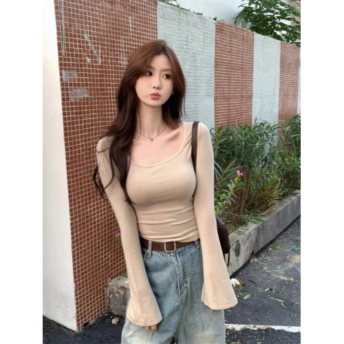 春秋喇叭袖方領鎖骨上衣女設計感棉質內搭長袖打底衫短款正肩t恤