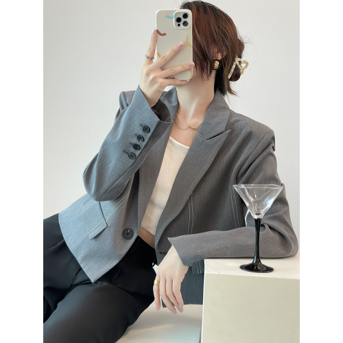 LINGLAI 小西裝女短款外套春秋小個子休閒氣質上衣設計感職業西服 LINGLAI 小西裝女短款外套春秋小個子休閒氣質上衣設計感職業西服