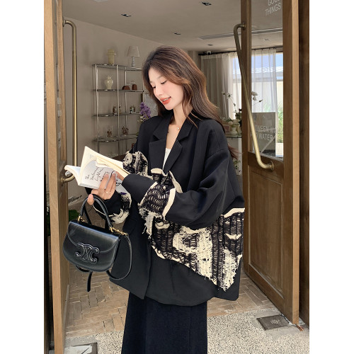 黑色拼接西裝外套女春2025超火今年流行寬松休閒獨特漂亮爆款西服 黑色拼接西裝外套女春2025超火今年流行寬松休閒獨特漂亮爆款西服
