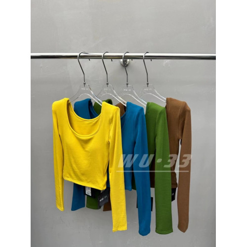 WU33韓版秋冬加絨加厚U領純色帶胸墊基礎墊肩上衣保暖T恤打底衫女