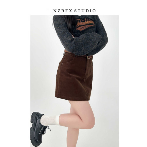 大碼胖mm半身裙女秋冬季咖色短款a字燈芯絨包臀復古裙子棕色短裙