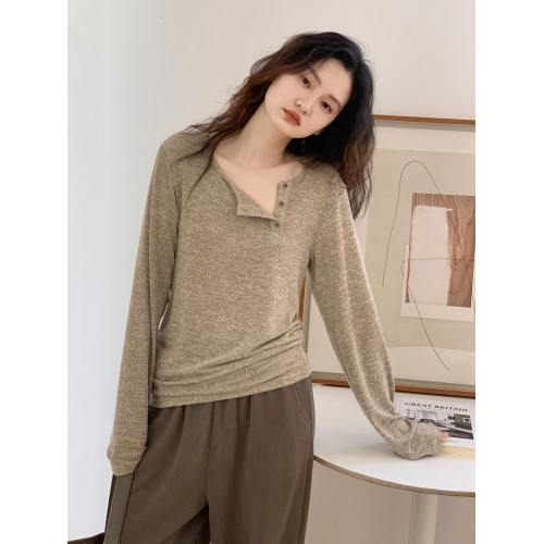 EM八月 斜紐釦設計針織衫上衣t恤女秋季新款復古顯瘦內搭打底衫