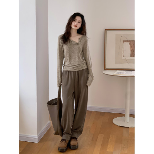 EM八月 斜紐釦設計針織衫上衣t恤女秋季新款復古顯瘦內搭打底衫