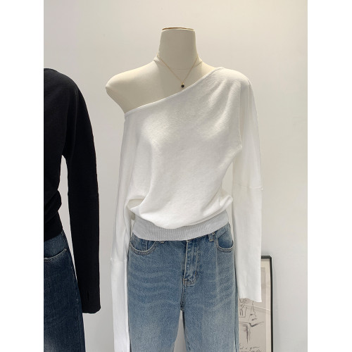 高級感露肩斜肩小上衣白色針織衫女秋冬新款韓系獨特漂亮長袖毛衣 高級感露肩斜肩小上衣白色針織衫女秋冬新款韓系獨特漂亮長袖毛衣