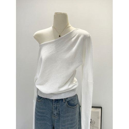 高級感露肩斜肩小上衣白色針織衫女秋冬新款韓系獨特漂亮長袖毛衣 高級感露肩斜肩小上衣白色針織衫女秋冬新款韓系獨特漂亮長袖毛衣