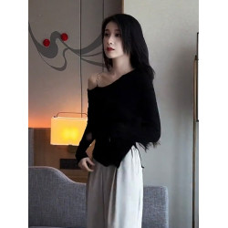 辣妹斜肩一字肩長袖T恤女秋季修身顯瘦內搭打底衫不規則露肩上衣