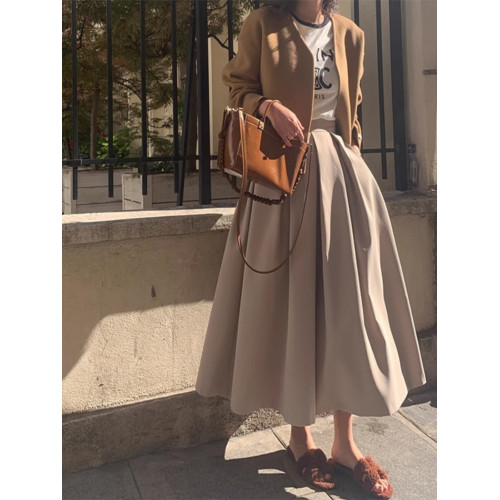 黑色半身裙女2025春秋顯瘦百褶裙赫本風小黑裙設計感a字西裝長裙 黑色半身裙女2025春秋顯瘦百褶裙赫本風小黑裙設計感a字西裝長裙