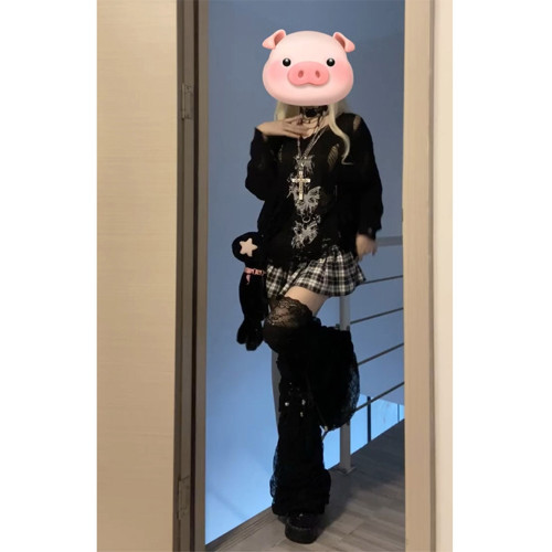 辣妹黑色蝴蝶鏤空罩衫上衣女秋季亞文化設計感寬松慵懶風針織衫潮