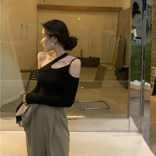 一字肩鎖骨上衣露肩設計感長袖T恤女秋季純欲性感辣妹黑色打底衫