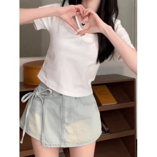 大碼設計感黑色鏤空正肩短袖t恤女夏季胖mm巨顯瘦別致修身小上衣