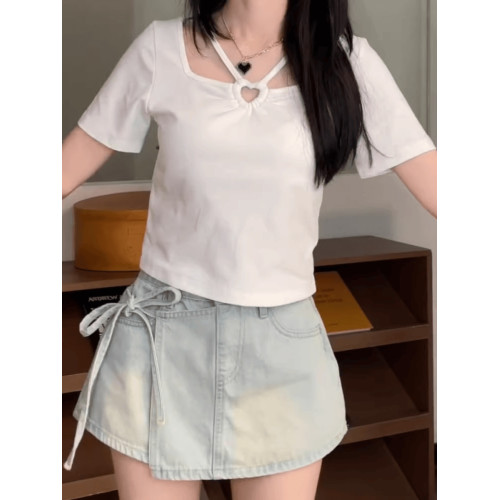 大碼設計感黑色鏤空正肩短袖t恤女夏季胖mm巨顯瘦別致修身小上衣