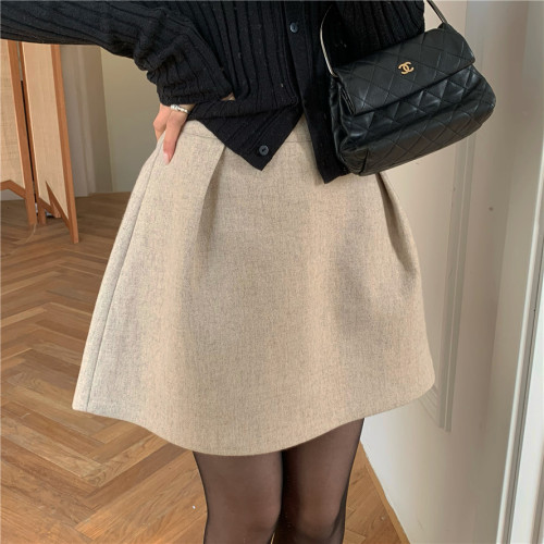 法式復古蓬蓬短裙2024秋冬大碼黑色小個子高腰毛呢繖裙花苞半身裙 法式復古蓬蓬短裙2024秋冬大碼黑色小個子高腰毛呢繖裙花苞半身裙