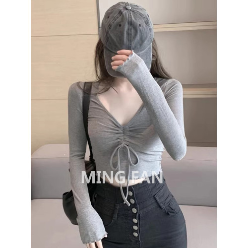 2025年女裝春秋季新款設計感小衆修身長袖t恤短款打底衫辣妹上衣