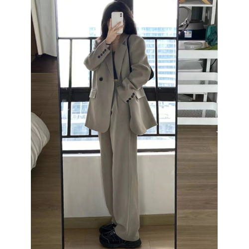 灰色西裝套裝女高級感2025年新款小個子休閒西服外套濶腿褲兩件套 灰色西裝套裝女高級感2025年新款小個子休閒西服外套濶腿褲兩件套