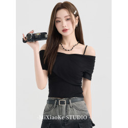 羋小可黑色一字肩短袖t恤女夏季辣妹修身設計感小衆露肩短款上衣