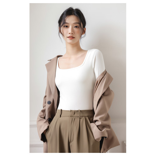 方領長袖帶胸墊T恤女秋冬2025年新款內搭打底衫免穿文胸針織上衣 方領長袖帶胸墊T恤女秋冬2025年新款內搭打底衫免穿文胸針織上衣