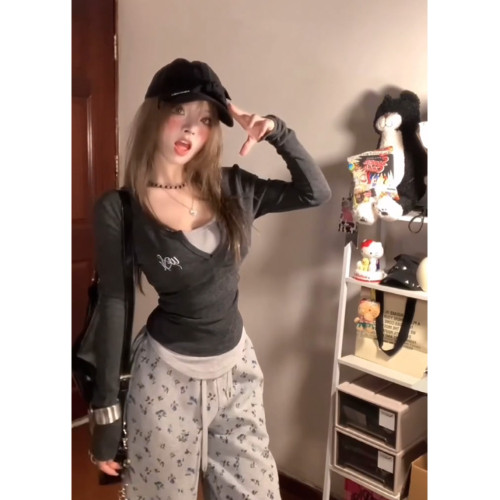 美式復古v領假兩件長袖t恤女秋冬2025新款修身顯瘦甜辣妹打底上衣