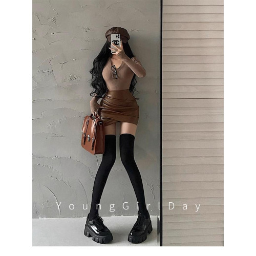 秋季新款性感小皮裙高腰顯瘦半身裙純欲風a字裙大碼遮胯包臀短裙 秋季新款性感小皮裙高腰顯瘦半身裙純欲風a字裙大碼遮胯包臀短裙