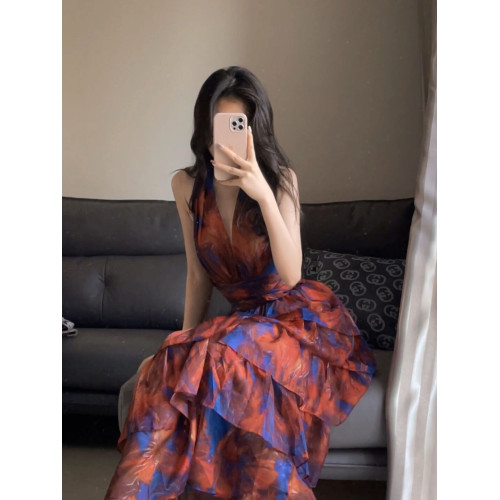 三亞旅遊穿搭女超仙拍照掛脖裙沙灘裙海邊度假連衣裙波西米亞長裙