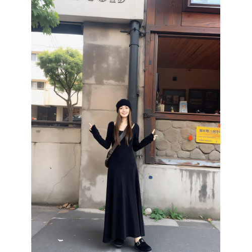 【270克棉磨毛】秋日紙片人/顯瘦顯高u領簡約新款大A連衣裙秋