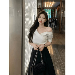 法式氣質白色吊帶短袖襯衫女夏季2025新款獨特超好看修身露肩上衣