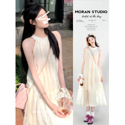 法式茶歇高級刺綉掛脖白色連衣裙夏天海邊度假松弛感無袖露肩長裙