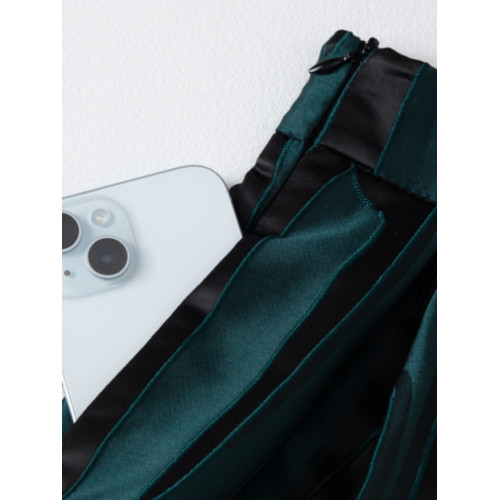 條紋半身裙女顯瘦秋季2025新款高腰遮胯有口袋中長款繖裙蓬蓬裙子 條紋半身裙女顯瘦秋季2025新款高腰遮胯有口袋中長款繖裙蓬蓬裙子